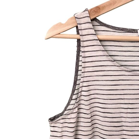 Vince Black and White Striped Tank Top 100% Cotton in Size Large - Picture 4 of 10